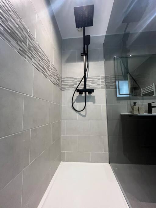 Duplex Avec Terrasse A 15 Min De Lyon *
